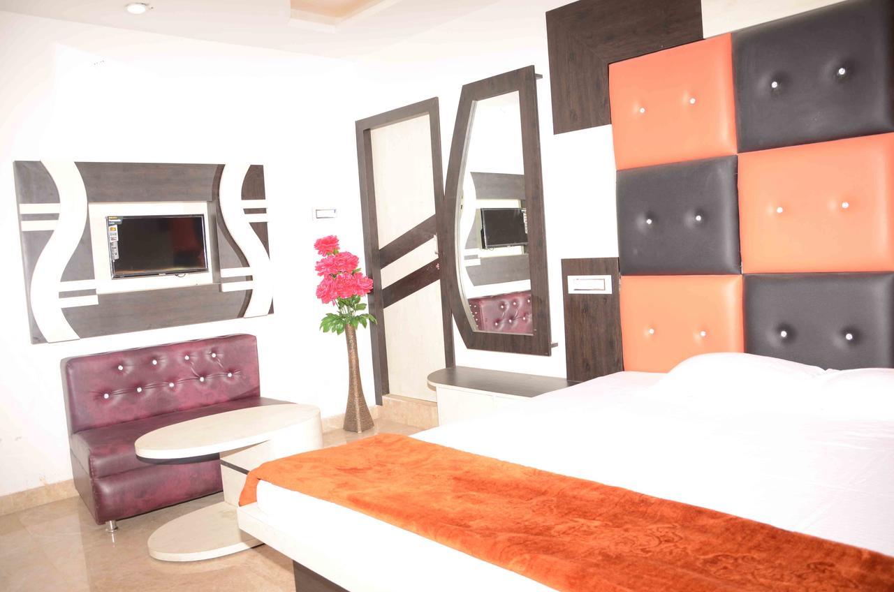 Hotel Natraj Sasaram Экстерьер фото