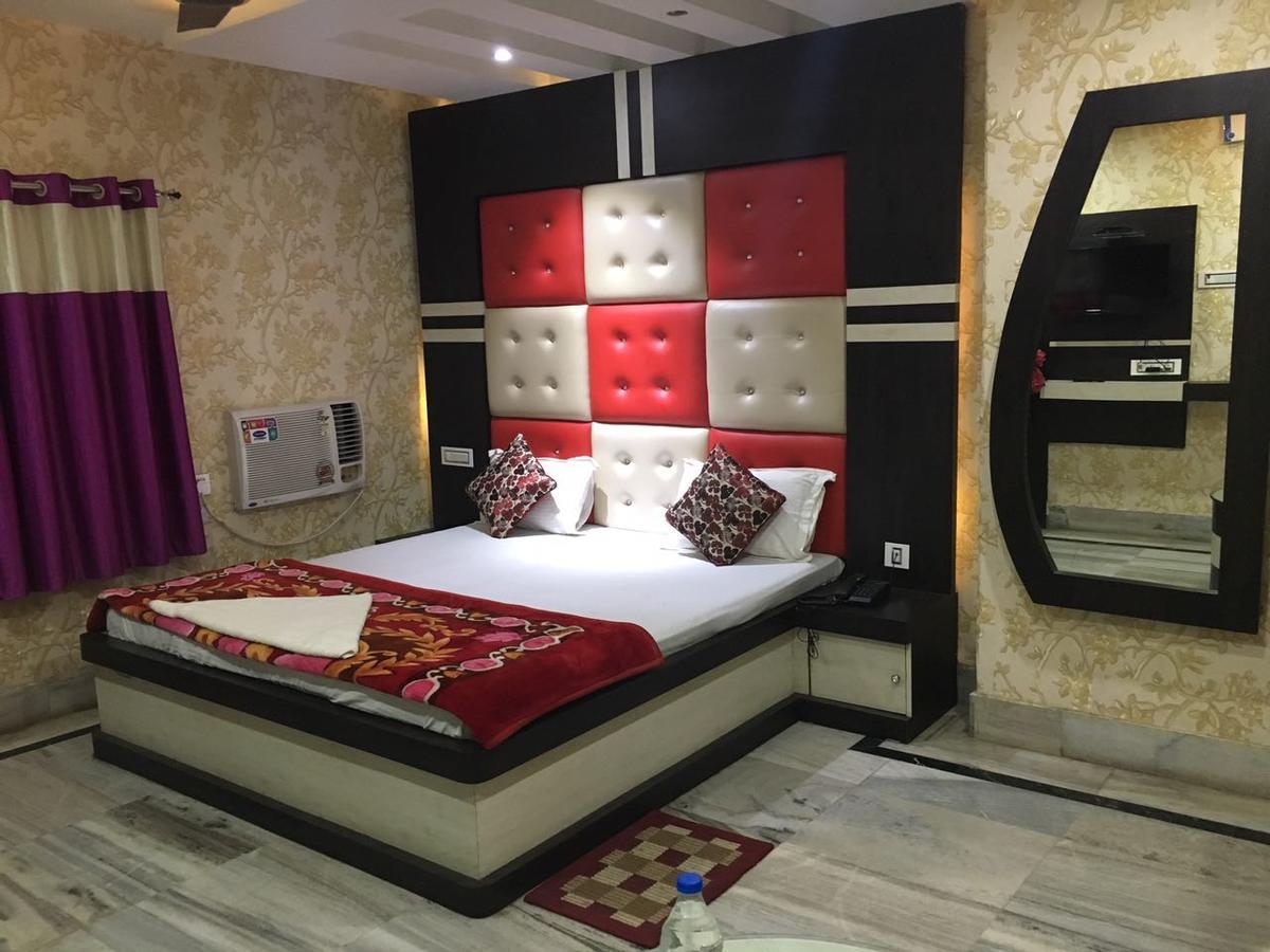 Hotel Natraj Sasaram Экстерьер фото