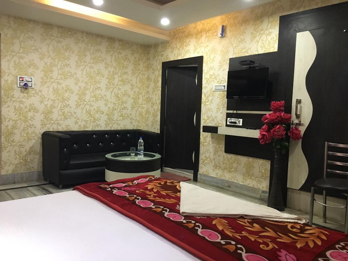 Hotel Natraj Sasaram Экстерьер фото